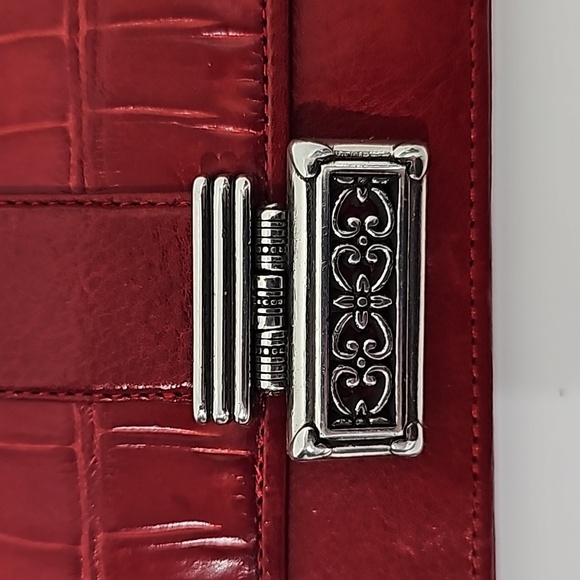 Brighton Red Crossbody Wallet handbag with silver removable strap - Picture 3 of 8